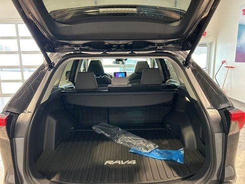 New 2025 Toyota RAV4 XLE image 18