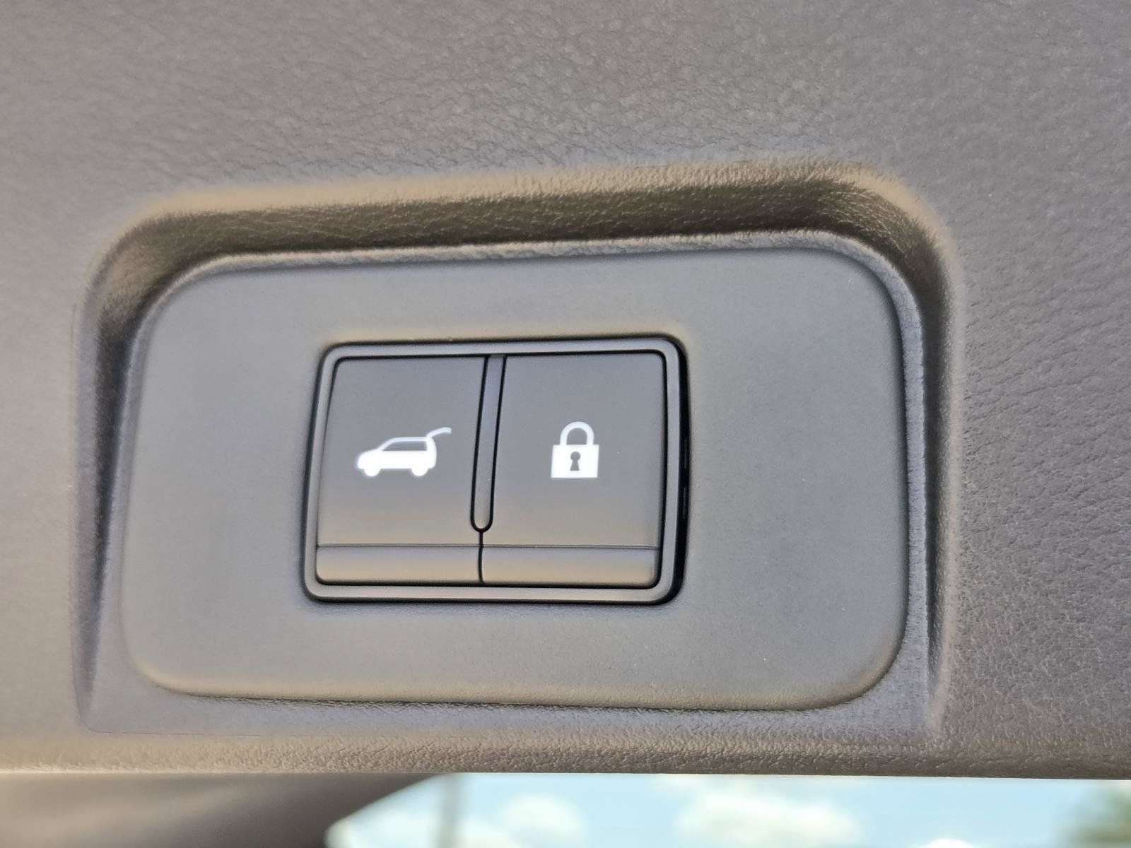 New 2026 Nissan Rogue SV AWD/4WD image 13