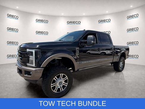 Used 2019 Ford F250 King Ranch w/ King Ranch Ultimate Package AWD/4WD image 3