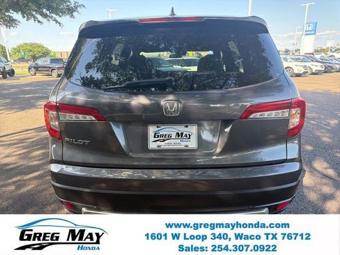 Used 2021 Honda Pilot EX image 4
