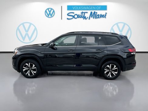 Used 2024 Volkswagen Atlas SE image 4