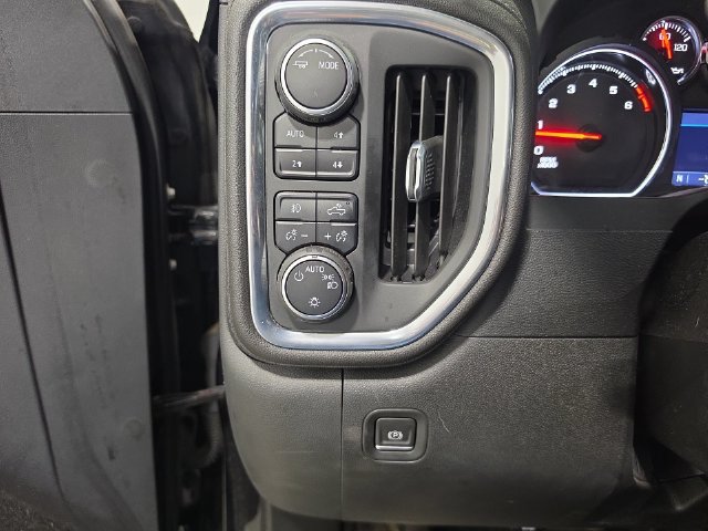 Used 2022 Chevrolet Silverado 1500 RST AWD/4WD image 14