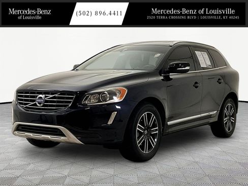 Used 2017 Volvo XC60 T5 Dynamic w/ Preferred Option Package FWD image 1