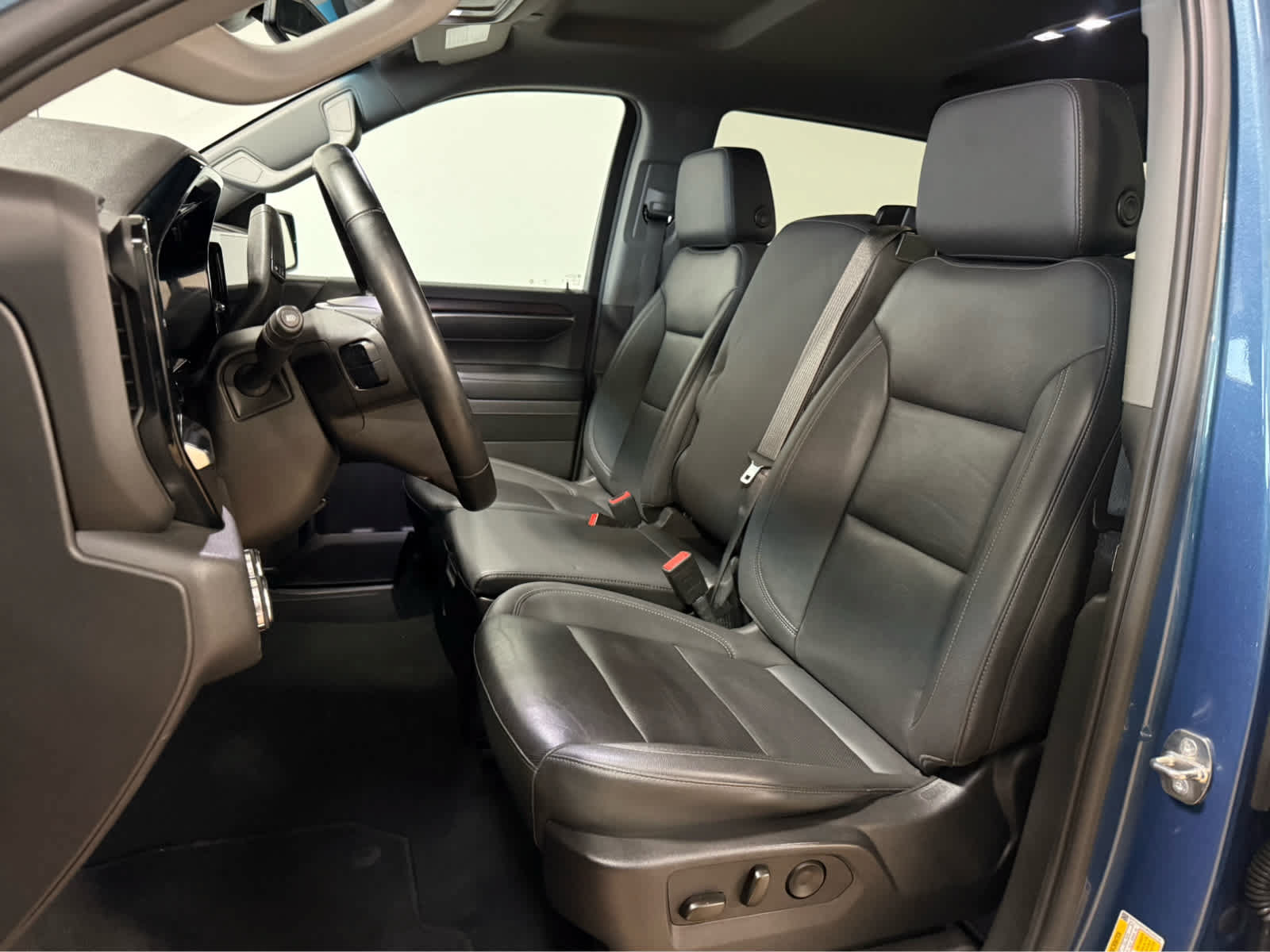 Used 2024 GMC Sierra 1500 SLT AWD/4WD image 14