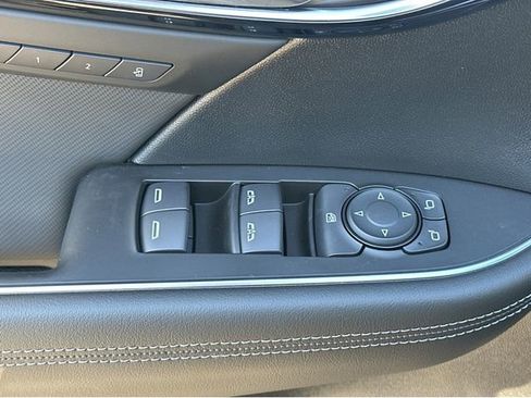 New 2025 Buick Envision Preferred image 30