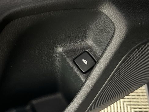 Used 2019 Honda Civic EX image 32