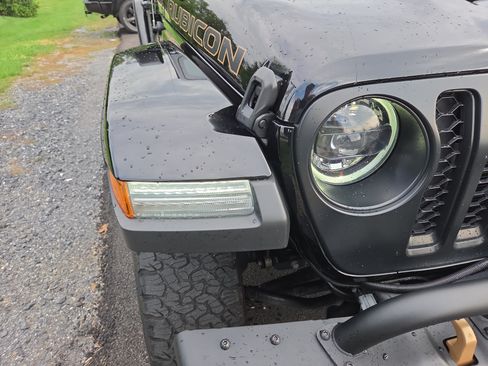 Certified 2023 Jeep Wrangler Unlimited Rubicon 392 w/ Trailer Tow Package AWD/4WD image 18