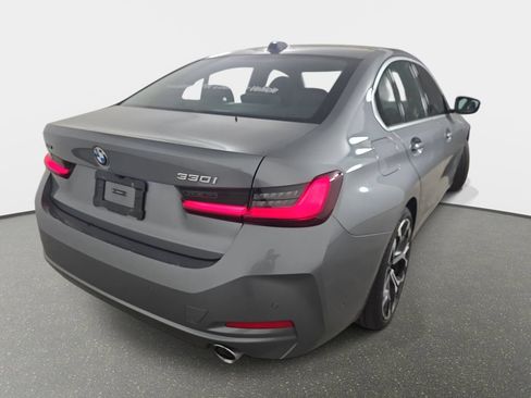 Used 2025 BMW 330i xDrive Sedan w/ Convenience Package AWD/4WD image 38