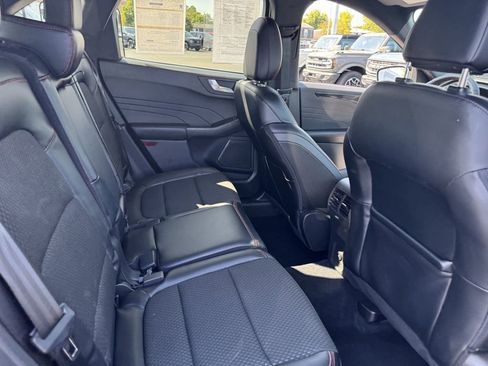 Certified 2023 Ford Escape ST-Line w/ Tech Pack #1 image 21