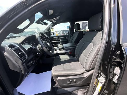 Used 2025 RAM 1500 Big Horn AWD/4WD image 14