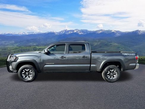 Used 2023 Toyota Tacoma TRD Off-Road image 2