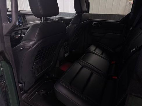 Used 2025 Ford Bronco Badlands image 20