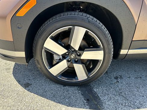 New 2026 Hyundai Santa Fe Limited AWD/4WD image 9