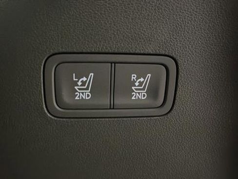 Used 2025 Hyundai Santa Fe Calligraphy AWD/4WD image 31