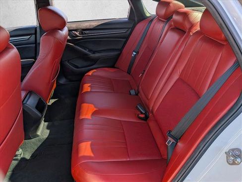 Used 2019 Honda Accord Sport image 16