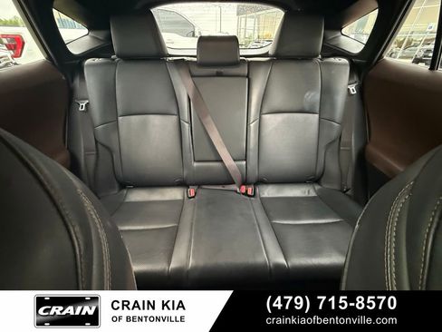 Used 2021 Toyota Venza XLE w/ Softex Package AWD/4WD image 30