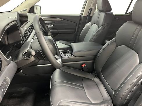 New 2026 Honda Pilot Touring image 14