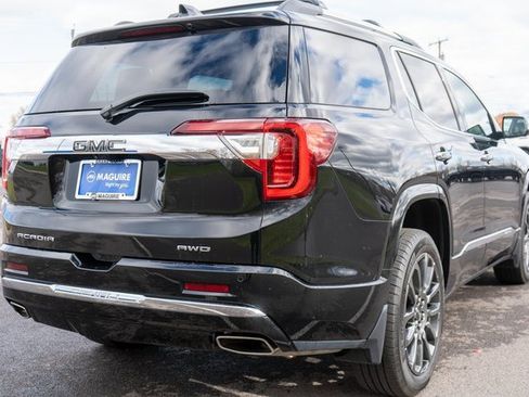 Used 2023 GMC Acadia Denali w/ Black Diamond Edition image 6