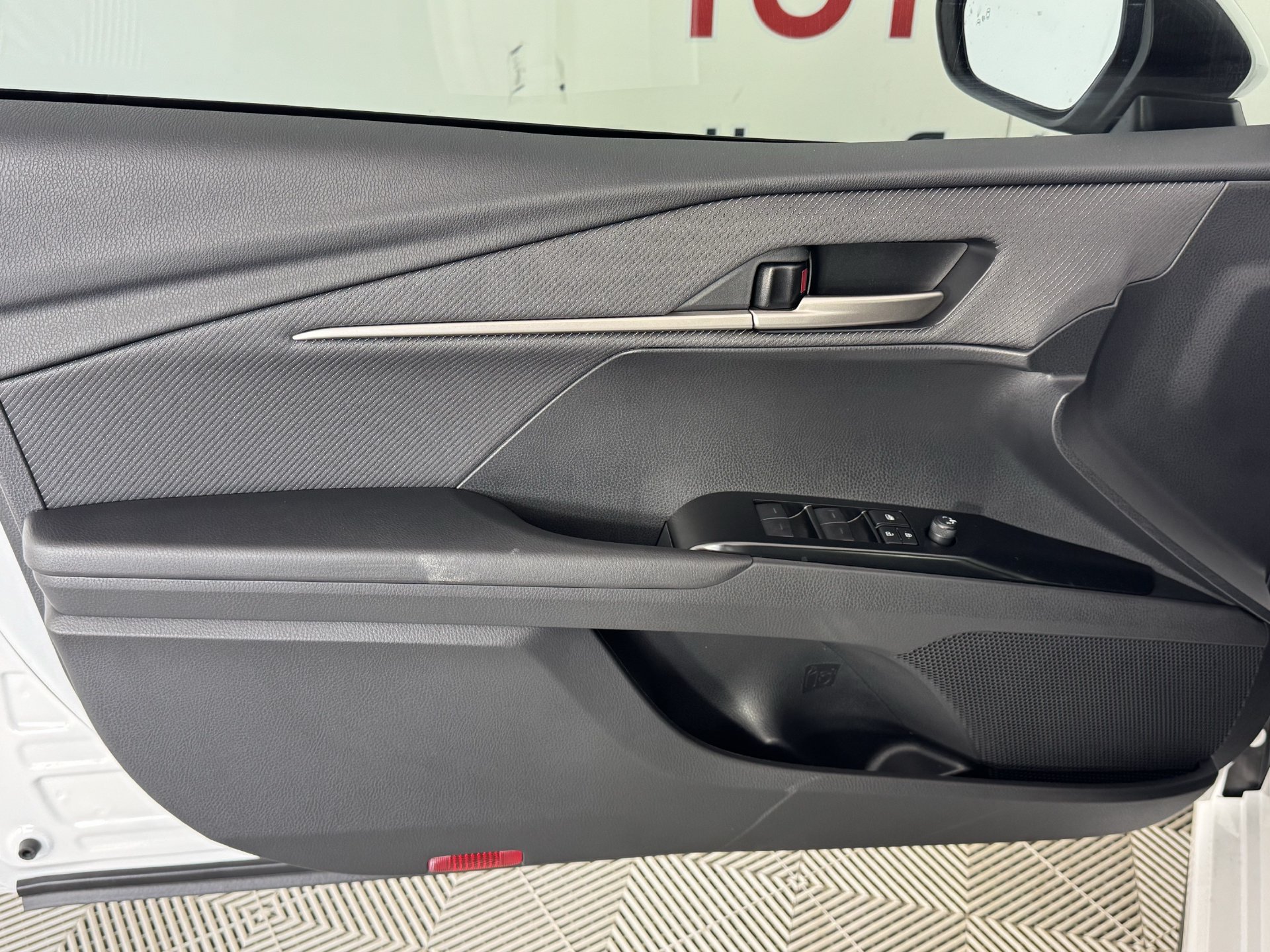 New 2026 Toyota Camry SE w/ Convenience Package FWD image 13