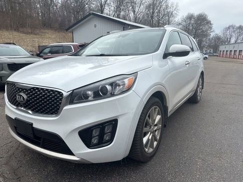 Used 2017 Kia Sorento SX image 1