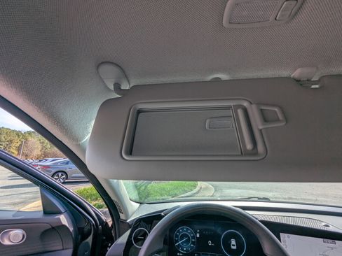 Used 2024 Hyundai Elantra SEL image 24