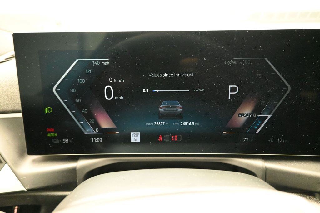 Used 2024 BMW i4 eDrive35 w/ Premium Package RWD image 10