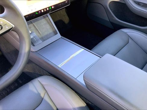 Used 2024 Tesla Model 3 Standard Range RWD image 15