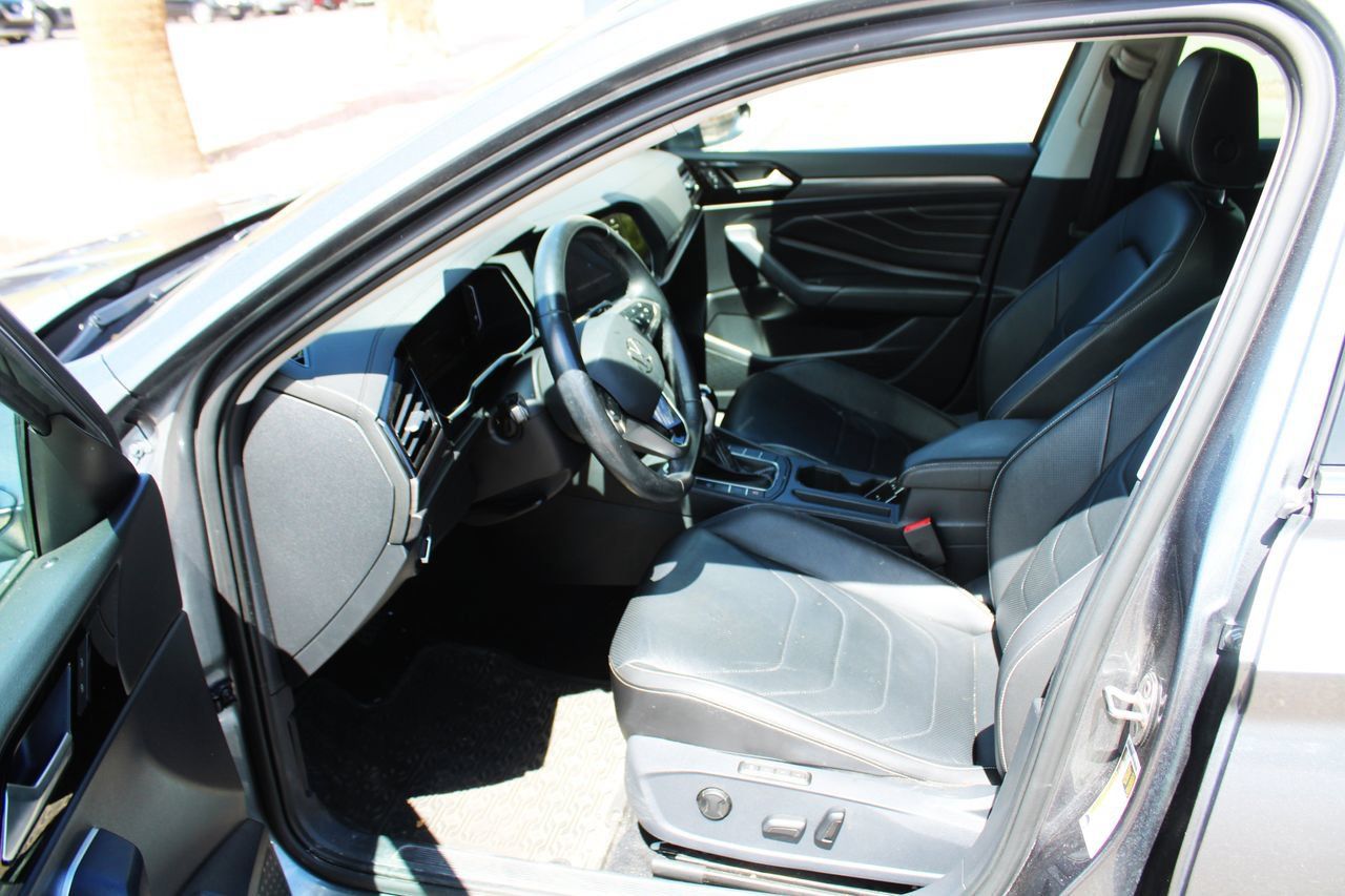 Used 2022 Volkswagen Jetta SEL FWD image 7