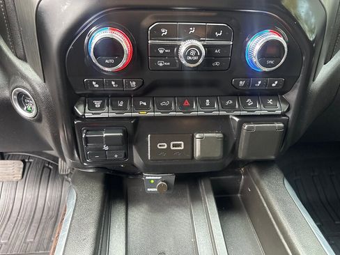 Used 2022 GMC Sierra 2500 Denali w/ Denali Ultimate Package image 19