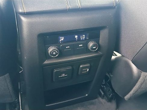 Used 2020 Chevrolet Traverse RS w/ LPO, Floor Liner Package FWD image 26