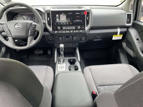 New 2026 Nissan Frontier SV w/ SV Convenience Package AWD/4WD image 13