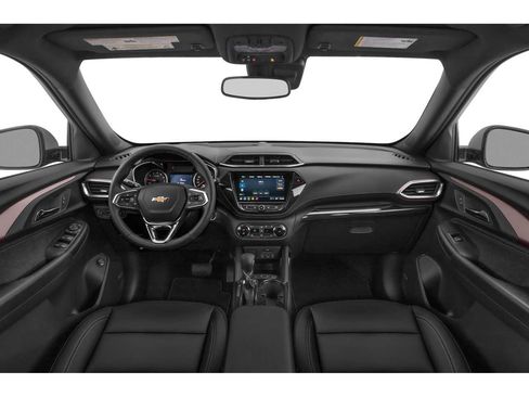Used 2023 Chevrolet TrailBlazer ACTIV w/ Sun and Liftgate Package FWD image 5