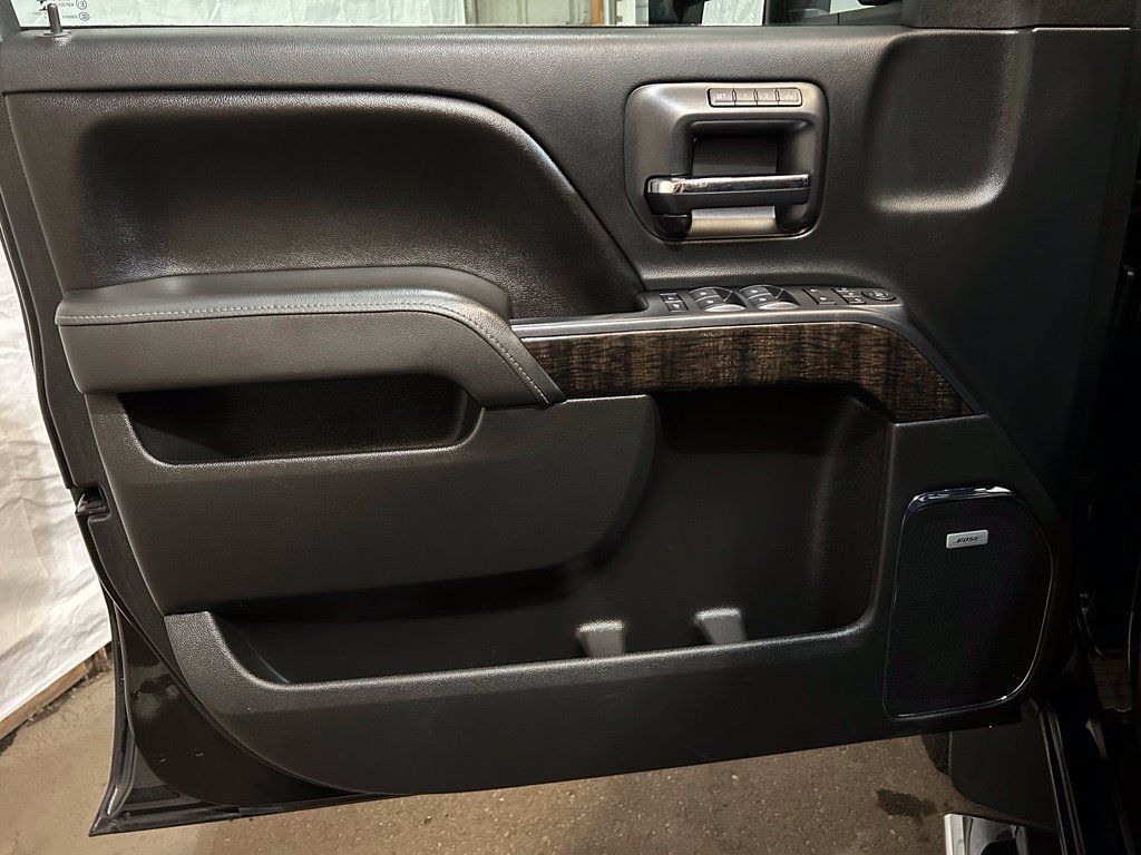 Used 2015 GMC Sierra 2500 Denali AWD/4WD image 18