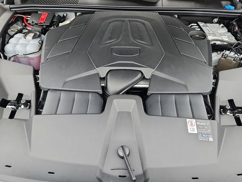 New 2026 Porsche Cayenne Coupe image 23