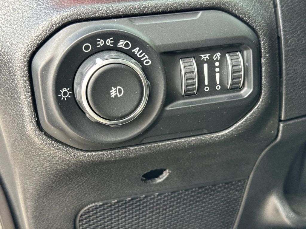 Used 2020 Jeep Wrangler Unlimited Rubicon AWD/4WD image 29