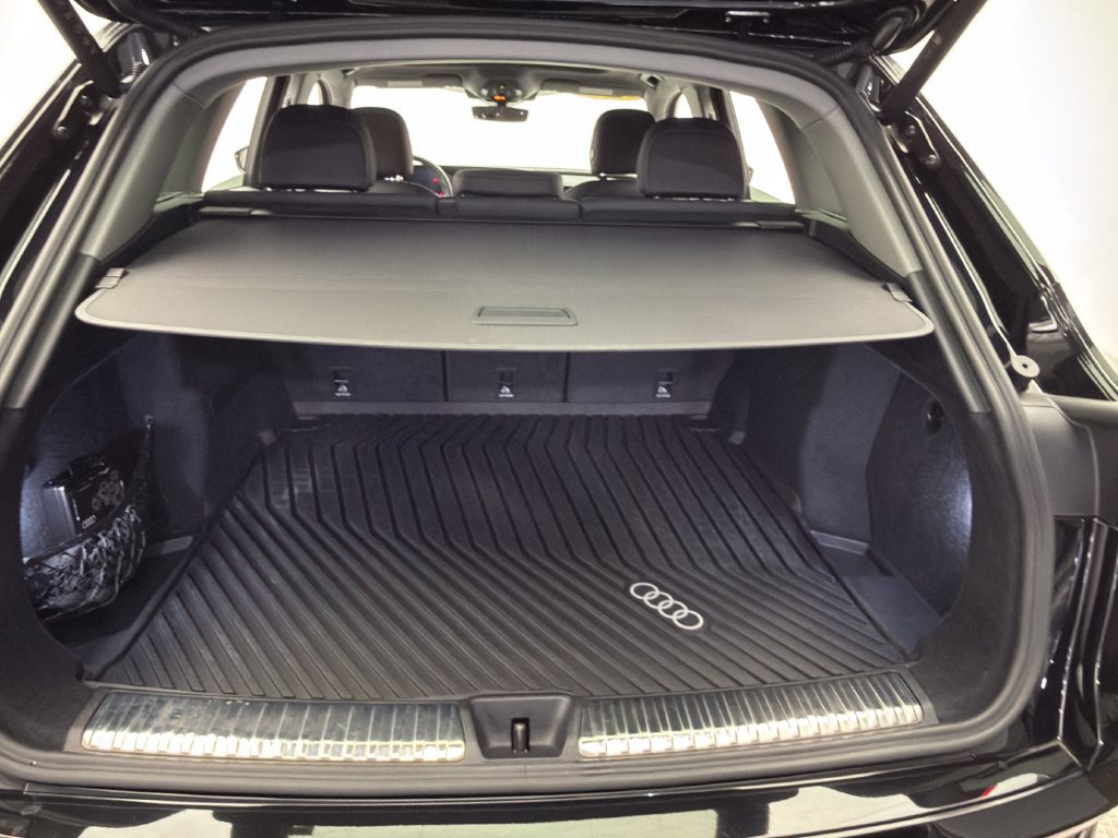 Used 2025 Audi Q5 Premium w/ Convenience Package AWD/4WD image 49