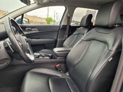 Certified 2023 Kia Sportage EX AWD/4WD image 13