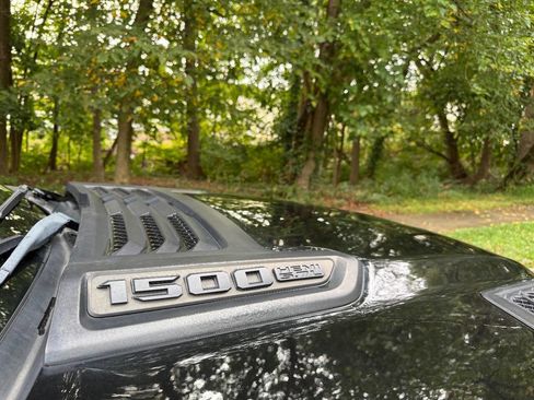 Used 2019 RAM 1500 Sport w/ Level 2 Equipment Group image 15