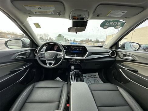 Certified 2024 Chevrolet Trax ACTIV w/ Driver Confidence Package image 19