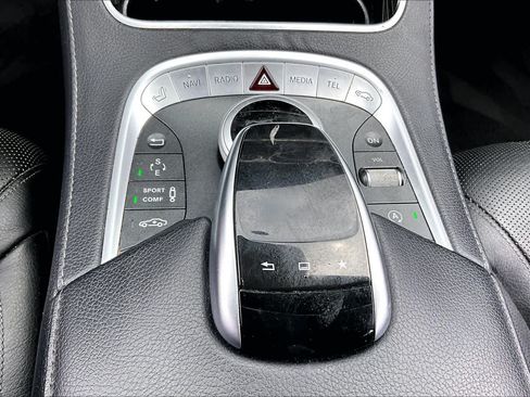 Used 2015 Mercedes-Benz S 550 Sedan image 32