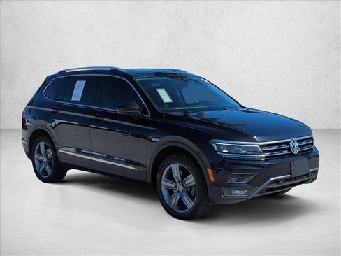 Used 2019 Volkswagen Tiguan SEL Premium w/ 3rd Row Seat Package AWD/4WD image 3