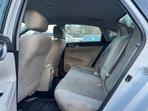 Used 2015 Nissan Sentra S image 14