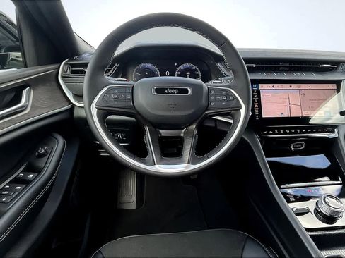New 2026 Jeep Grand Cherokee Altitude AWD/4WD image 15