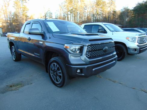 Used 2018 Toyota Tundra SR5 w/ TRD Sport Package image 2