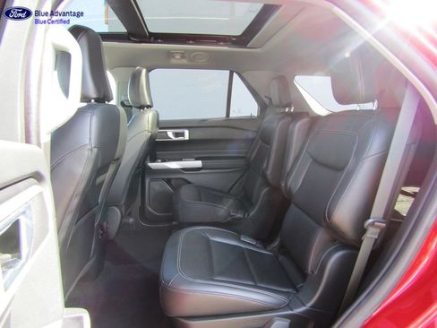 Certified 2024 Ford Explorer XLT w/ Equipment Group 202A AWD/4WD image 23