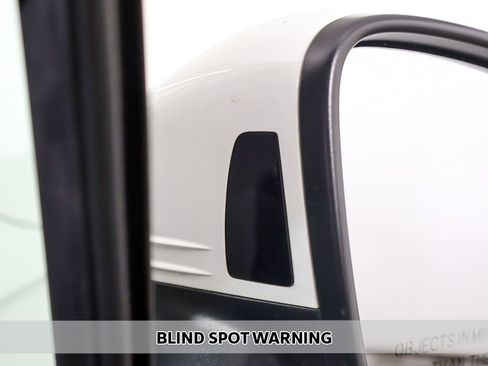 Used 2024 Volkswagen Tiguan S image 4