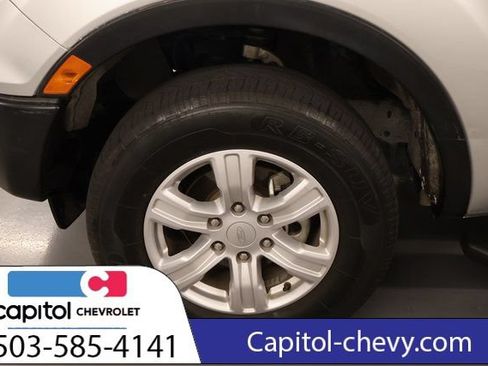 Used 2019 Ford Ranger XL w/ FX4 Off-Road Package AWD/4WD image 9
