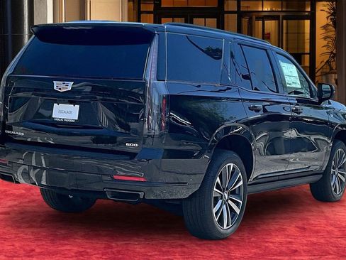 New 2026 Cadillac Escalade Sport AWD/4WD image 6