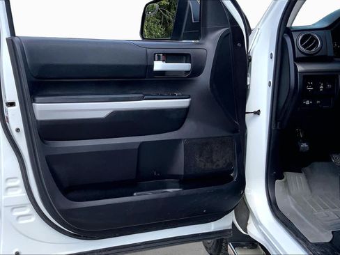 Used 2021 Toyota Tundra SR5 AWD/4WD image 21