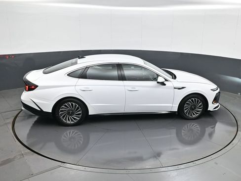 Certified 2025 Hyundai Sonata SEL image 16